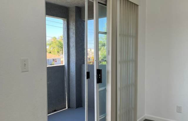 Wedgewood Apartments Gallery 3