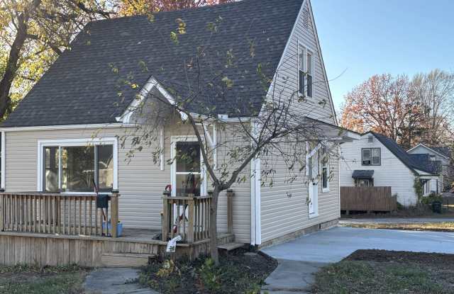 923 North 10th Street Gallery 2