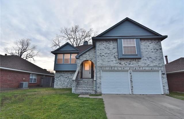 1114 Hanover Drive - 1114 Hanover Drive, Euless, TX 76040
