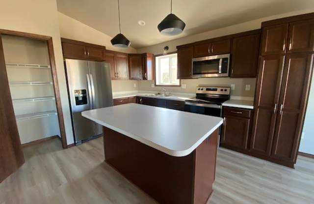 Beautiful 4 Bedroom Home - NEWLY Built photos photos Beautiful 4 Bedroom Home - NEWLY Built photos photos