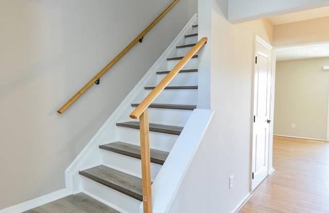 3939 BAYVILLE Road Gallery 4