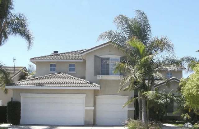 Spacious 4-Bedroom Home With 3-Car Garage  Close To Freeways, Shopping, Grocery in North Oxnard photos photos