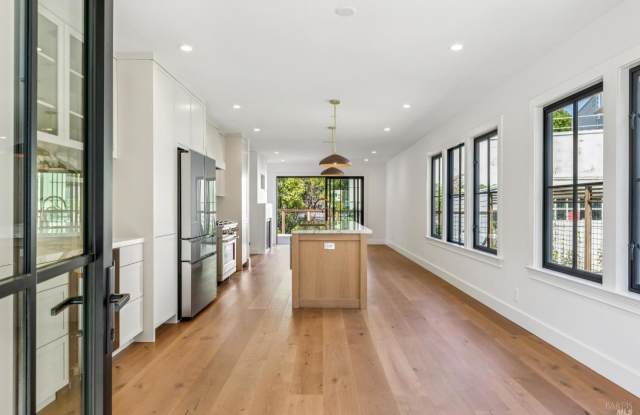 233 Monte Vista Avenue Gallery 2