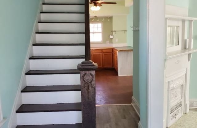 5316 Ward St Gallery 2
