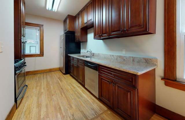 Affordable 5 Bedroom House - Close to U of M Campus! photos photos