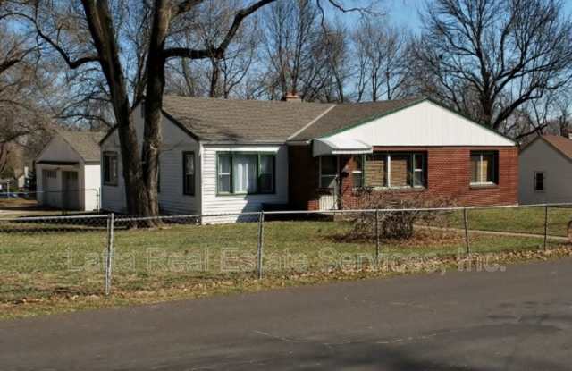6825 Laurel Ave photos photos