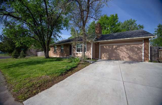 Great 4 bedroom Ranch style home! photos photos
