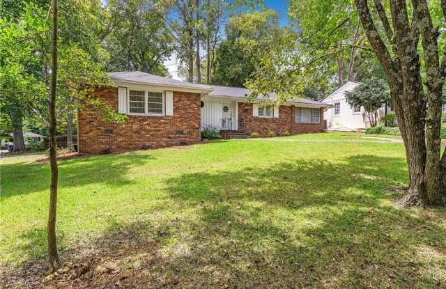 331 Lindbergh Drive NE photos photos