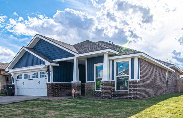 6903 Tin Trail -4 Bedroom Lone Star Trails Home with Solar Panels and Man Cave! photos photos
