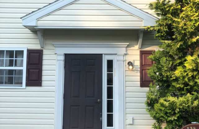 Beautiful Laurel Springs Home For Rent photos photos