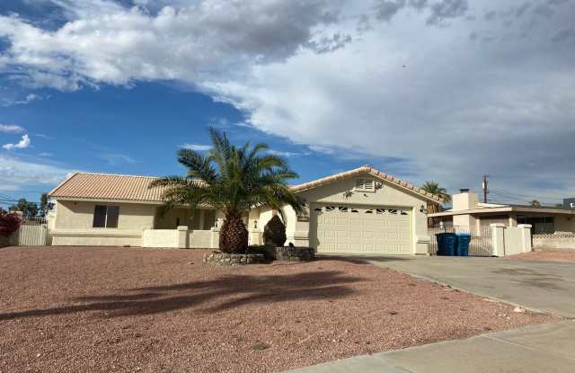 Winter Furnished Home December 2025/April 2026 - Close to Golf Course photos photos