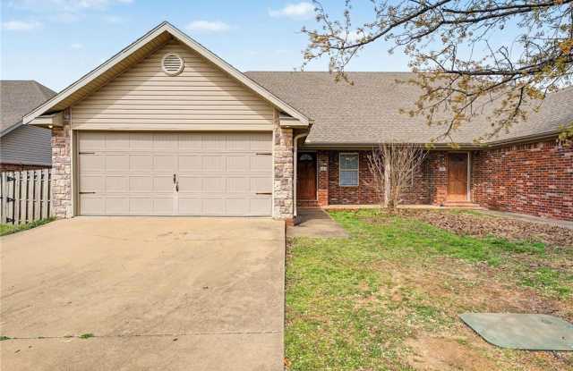 3102 Deerfield Gallery 2
