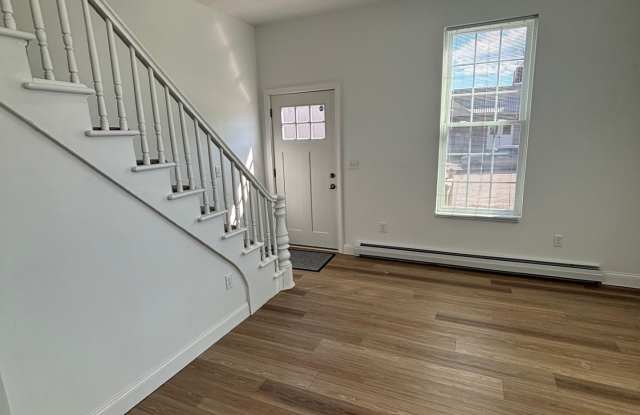 20 Wallace Court Gallery 2
