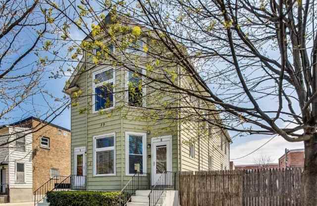 25 Webster Avenue - 2 photos photos