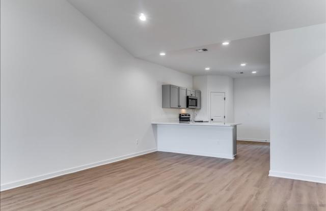 Skyway-Maxine Plan Gallery 1
