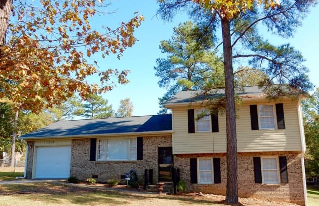 1113 Oakstone Drive - 1113 Oakstone Drive, Fayetteville, NC 28314