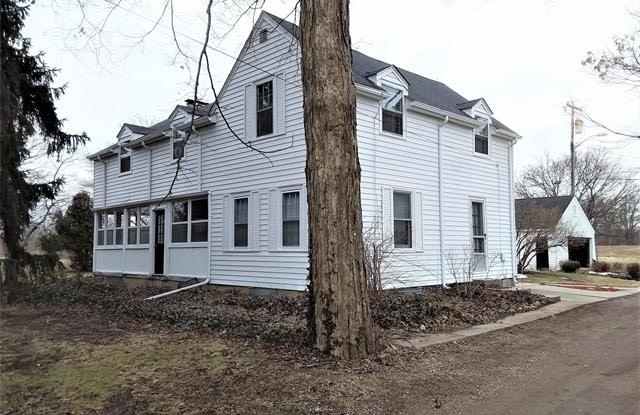 60001 E 8 MILE Road photos photos