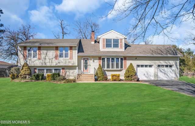 17 Arlene Drive photos photos