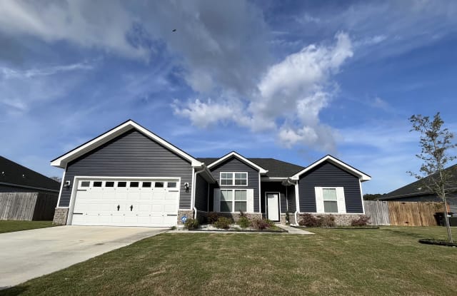 486 Thorp Circle Gallery 1