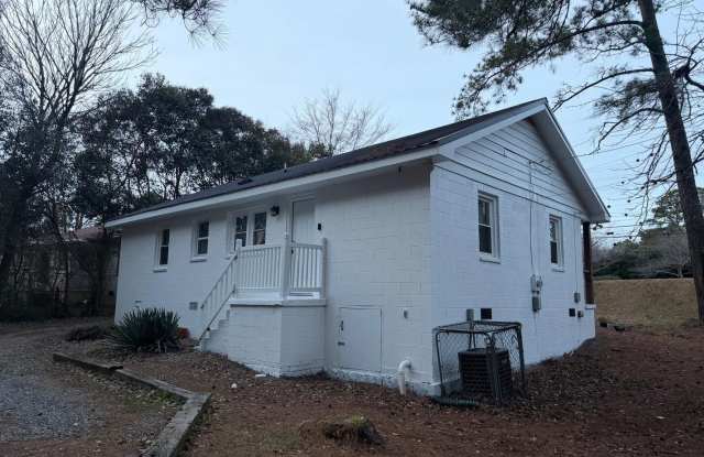 3117 Tryon Road Gallery 3
