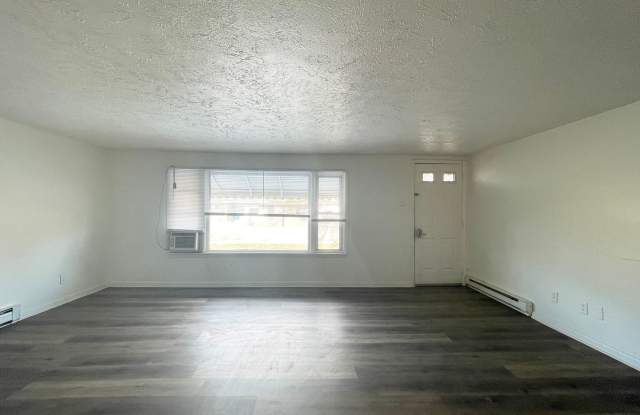 For Rent: 2509 E. 16th St. 3 Bedroom 2 Bathroom Home Pet Friendly Home in Muncie! Gallery 3