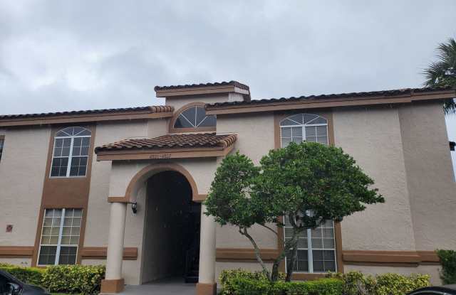 Centrally Located 2BR/BA Condo - 4807 Normandy Place, Orlando, FL 32811