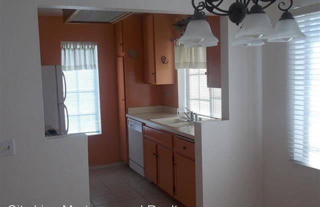 13006 Wimberley Square #7 Gallery 4