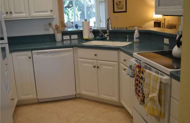 1304 Coral Park Lane Gallery 4