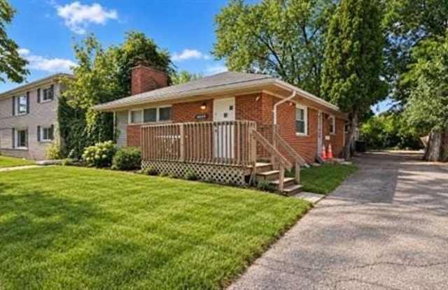 14859 Greenfield Road Gallery 1