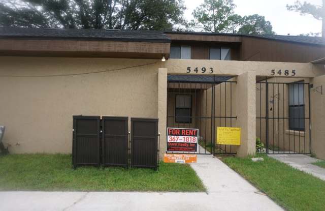 2/2 townhome - 5493 Pinehaven Court, Jacksonville, FL 32244