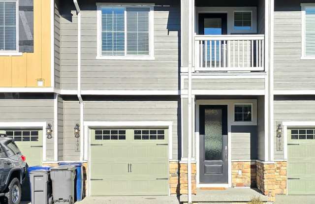 Arlington 3 Bedroom / 2.5 Bath - $250 Signing bonus! - 8404 Gilman Way, Arlington, WA 98223