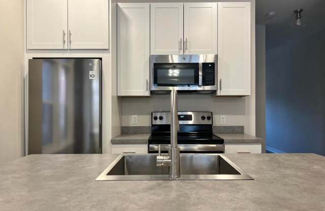 2039 Green Street - 1 photos photos