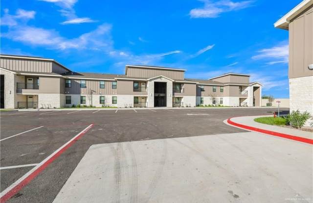 7008 N 23rd Street unit: 114 photos photos