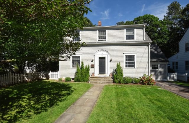 11 Holmes Court - 11 Holmes Court, Darien, CT 06820