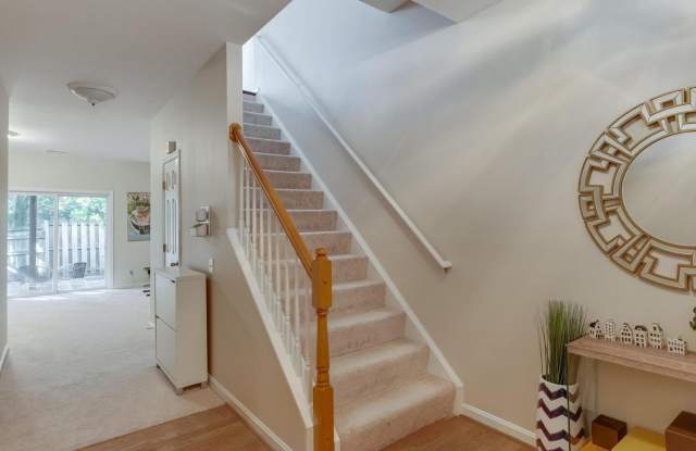 5127 BEAUREGARD Street Gallery 3