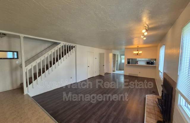 6872 Tamir Avenue Gallery 1