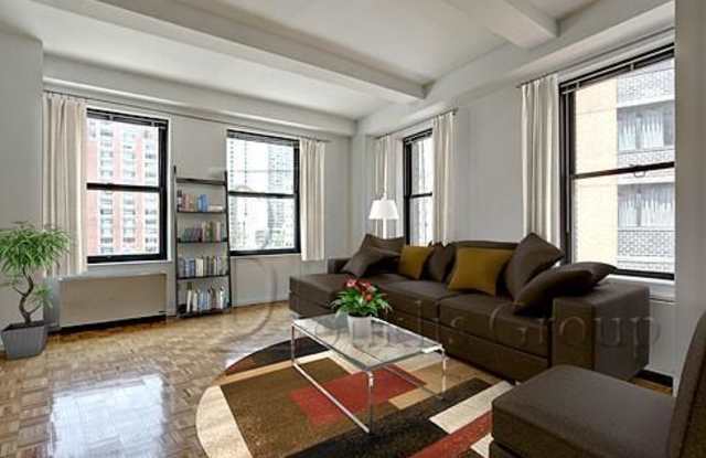 75 WEST ST. Gallery 4