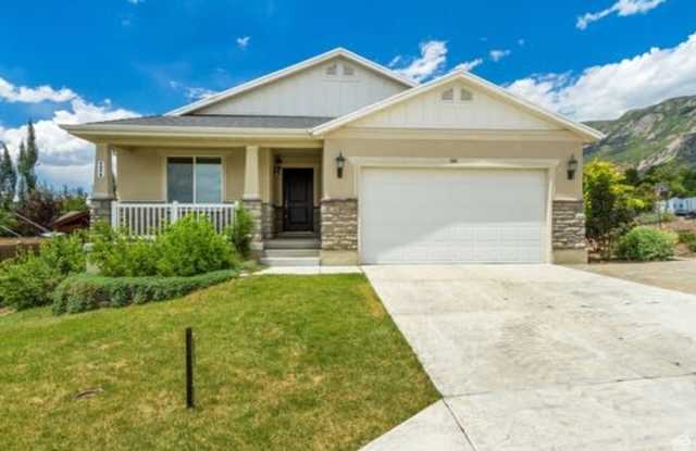 949 East 800 South - 949 East 800 South, Pleasant Grove, UT 84062