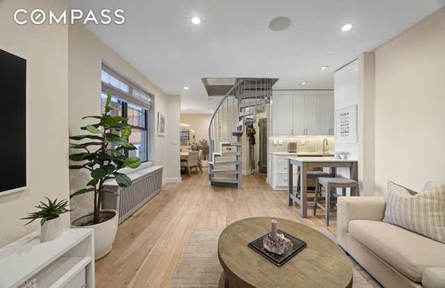 290 Sixth Avenue - 290 6th Avenue, New York City, NY 10012