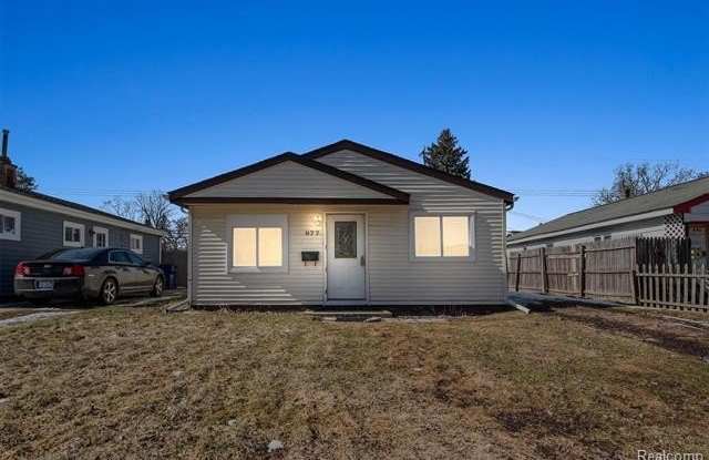 977 Kettering Avenue photos photos