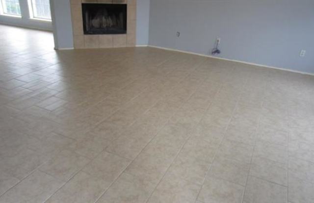 6704 Clear Creek Drive Gallery 3