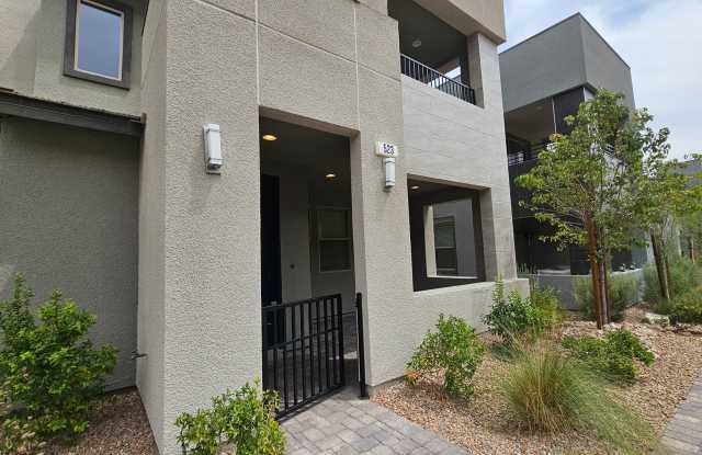 GORGEOUS SUMMERLIN TOWNHOME Gallery 3