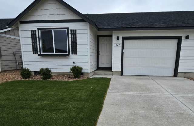 Brand New 2 Bed / 2 Bath Duplexes – Built in 2026 photos photos Brand New 2 Bed / 2 Bath Duplexes – Built in 2026 photos photos