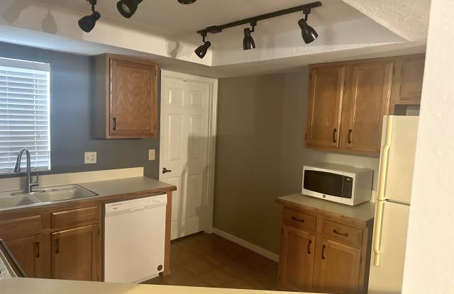 3723 River Oaks Court Gallery 3