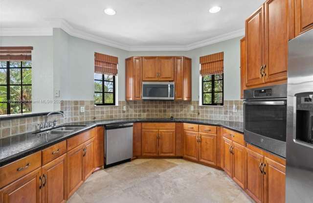 2876 Kinsington Circle 21-4, Weston, FL 33332 photos photos