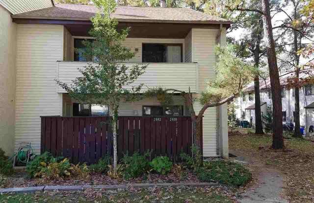 2602 Dogwood Ct Ct photos photos