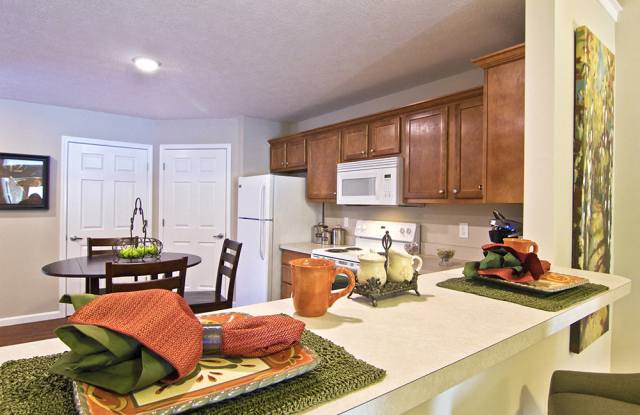 Redwood North Ridgeville Bagley Road Gallery 4