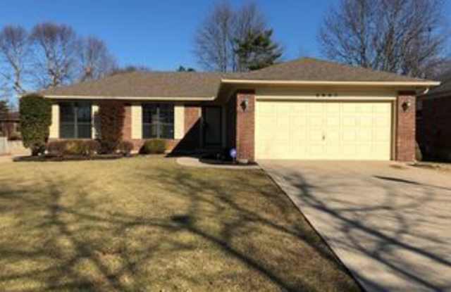 Beautifully Renovated 3 Bedroom 2 Bath House In Great Hikes Point Neighborhood! - 2807 Dandor Road, Jefferson County, KY 40220