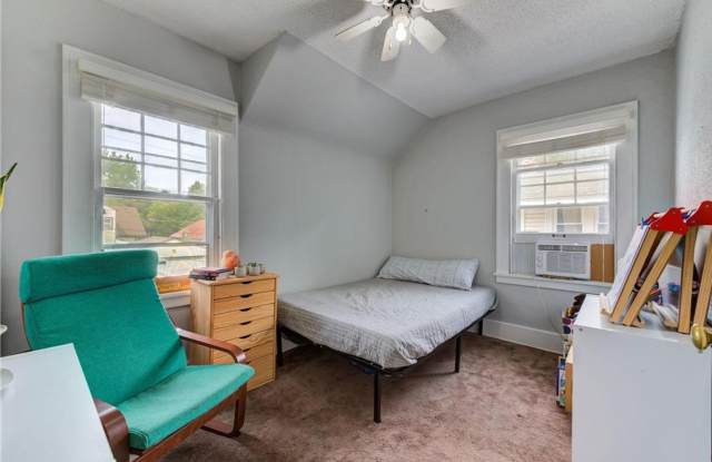 Gorgeous 6 Bedroom in Midway- June 2026 Move In- Hamline University photos photos