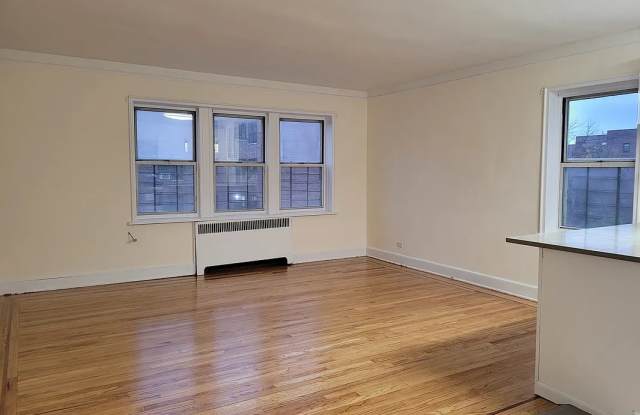 811 Walton Ave photos photos